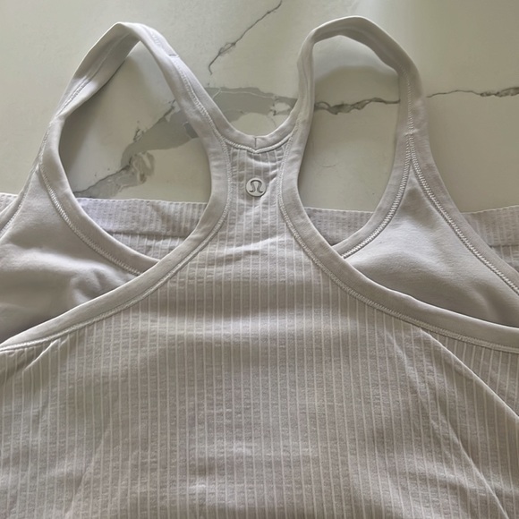 TWO Lululemon tank tops size 12 - Picture 2 of 4